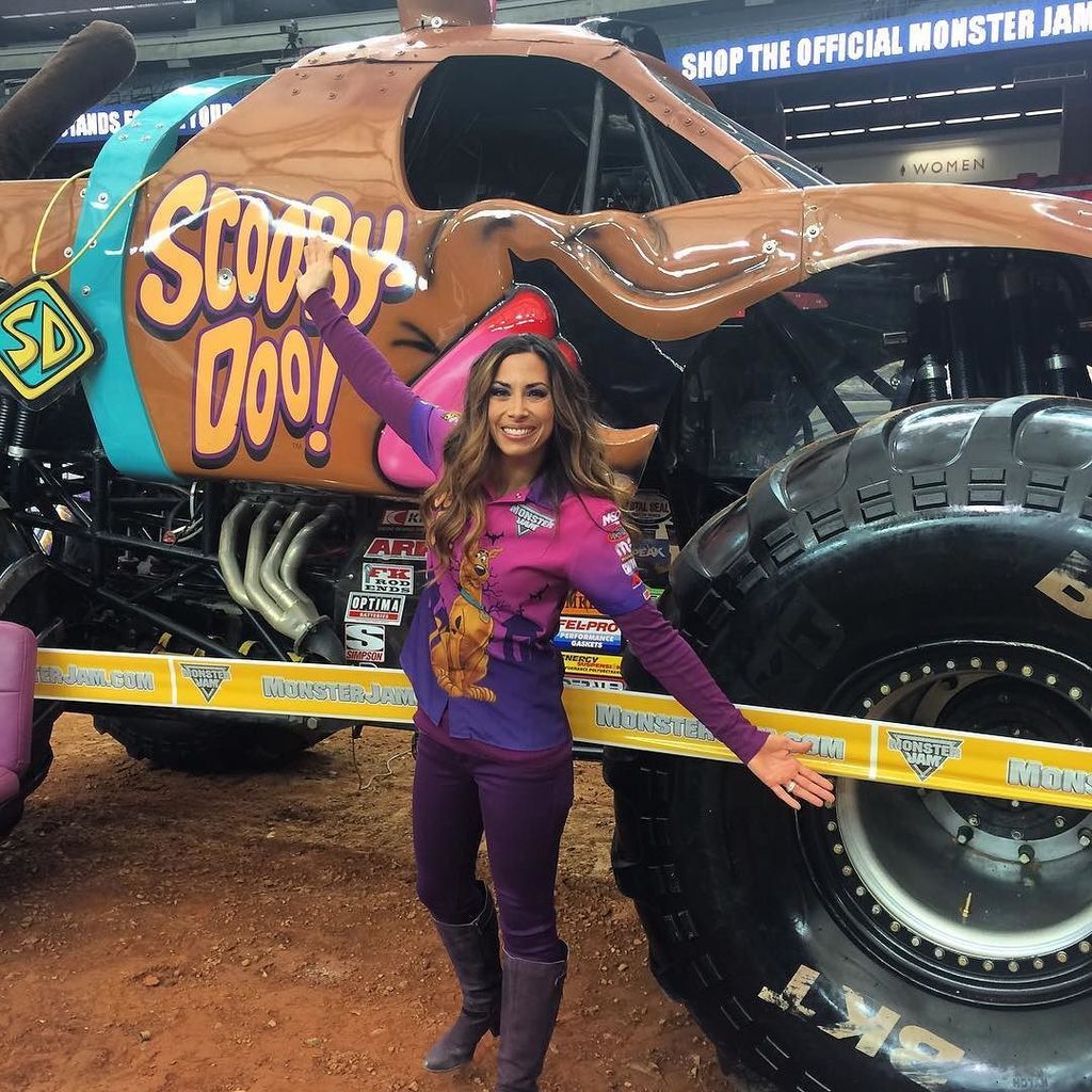 nicole johnson scooby doo monster truck nicole johnson scooby doo monster truck