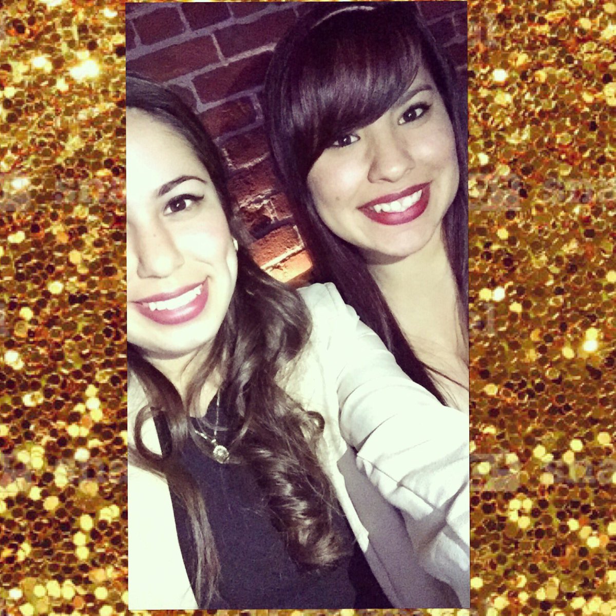 J_do33's tweet photo. It's not about what you do , but who you're with ! 👭👌😎 https://t.co/SHObbyAPeM
