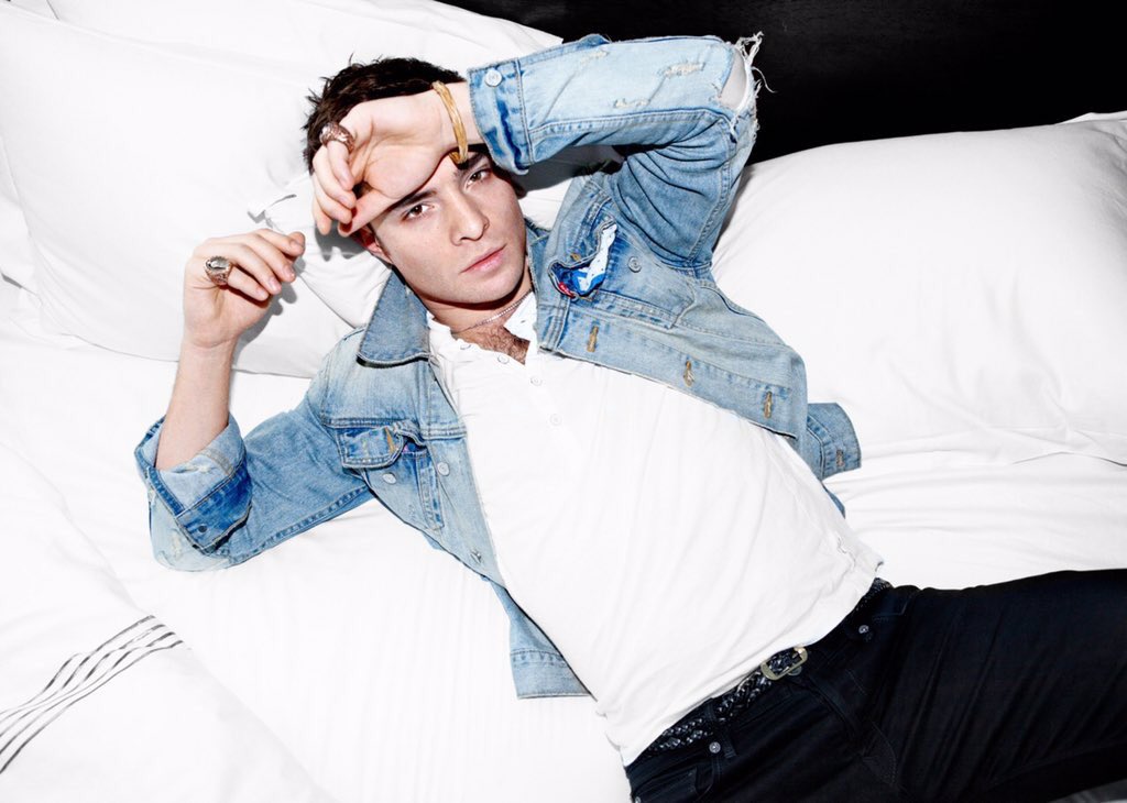 abroaspernas's tweet photo. Ed Westwick https://t.co/JDpIwbsh5W