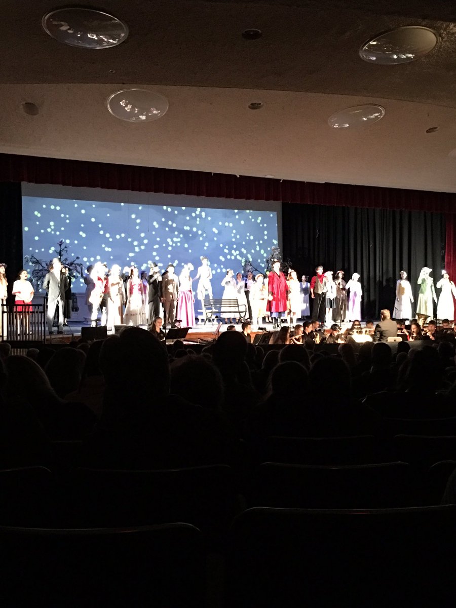 Jennifer_Riggi's tweet photo. Great job cast and crew of Mary Poppins! What an awesome show! @GFoleySHS @scotthade https://t.co/VIwPe7658R
