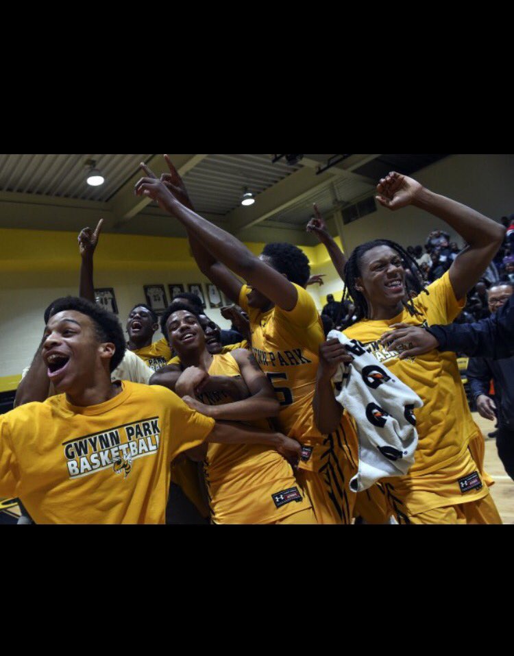 Last night was great night💪🏾 We not done til we get to the top🤘🏾🏀 All for her #E4A😌