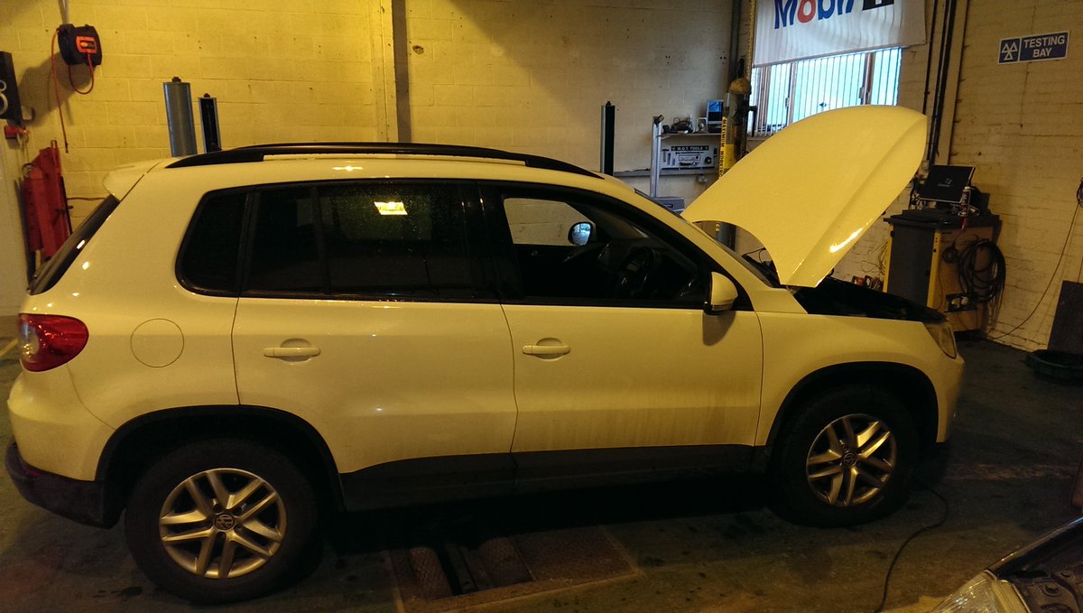 VW Tiguan in for stage 1 remap