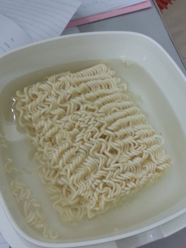 umarUAF's tweet image. Elakkan makan megi kalau tanak bodoh tiba2 time exam. #tipsstudy