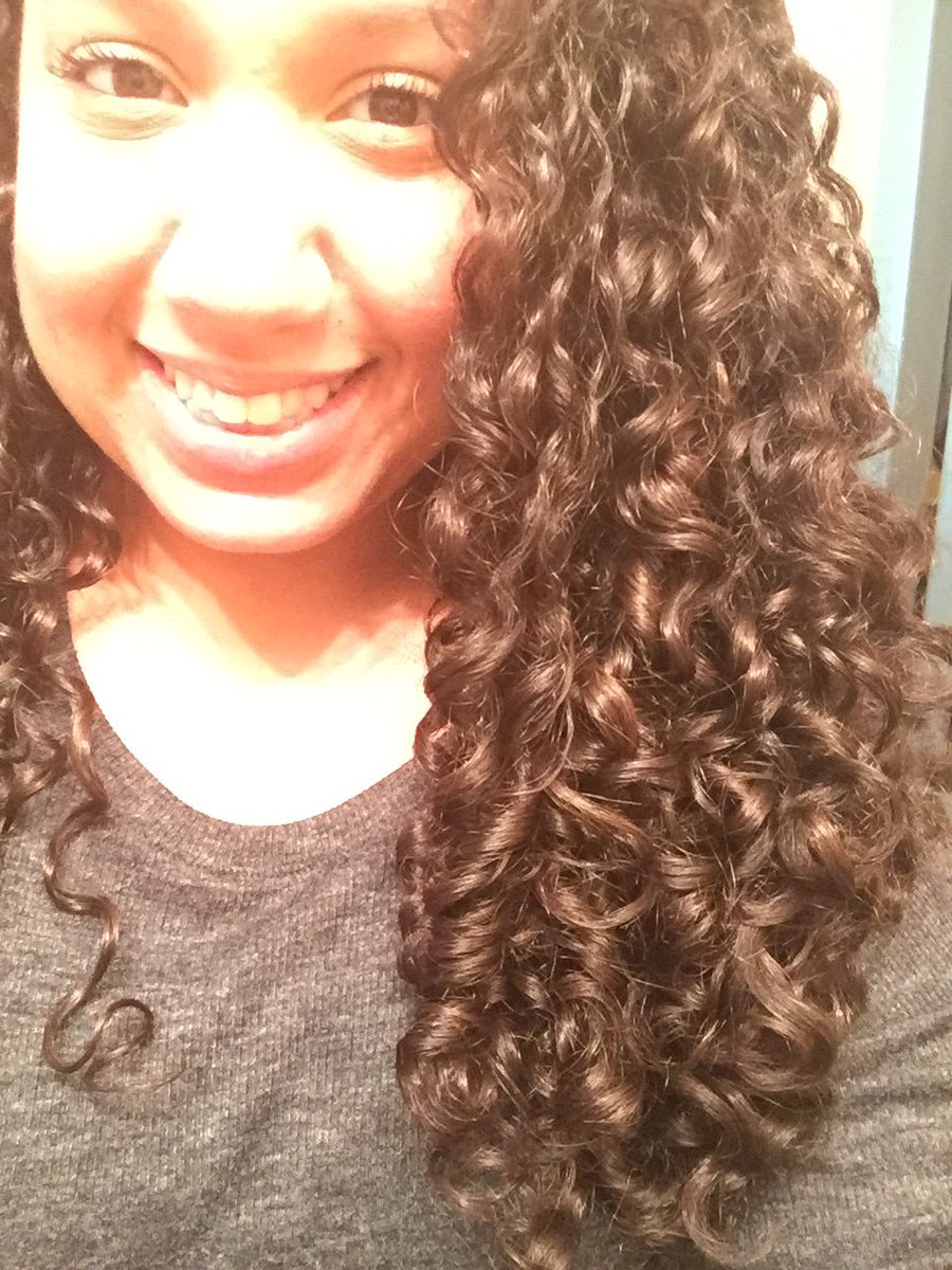 juliecaro_'s tweet image. Finally got my #devacurlcut