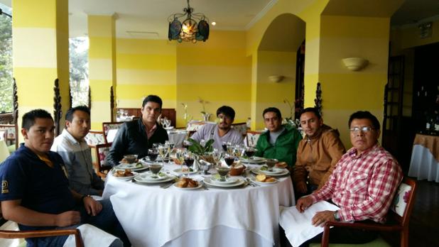 ecuadoronrails's tweet image. En nuestro curso de #Administración y #Hardening de Servidores #Linux... Porque entre vinos se entrena mejor...