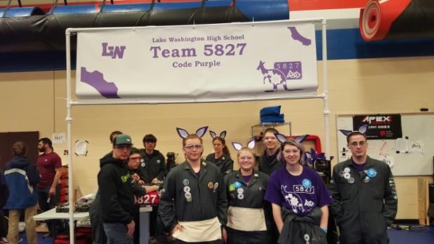 LW Robotics pit working on robot#lwrobotics #go kangs