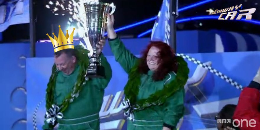 OMG! HE DID IT! All hail King Dave, the guy who FINALLY escaped #TheStig! 🏆 #GetawayCar