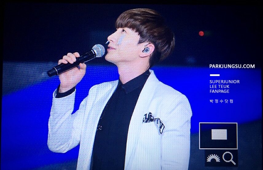 pjsdotcom's tweet image. 160305 Super camp in Shanghai._01
#이특 #leeteuk #슈퍼캠프 #상해
#pjsdotcom #박정수닷컴
@special1004