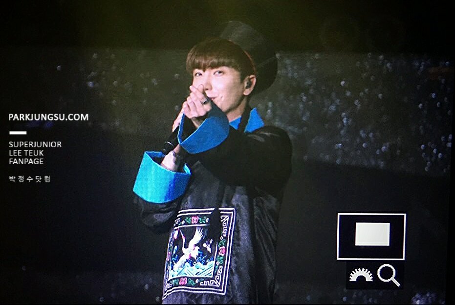 pjsdotcom's tweet image. 160305 Super camp in Shanghai._02
#이특 #leeteuk #슈퍼캠프 #상해
#pjsdotcom #박정수닷컴
@special1004