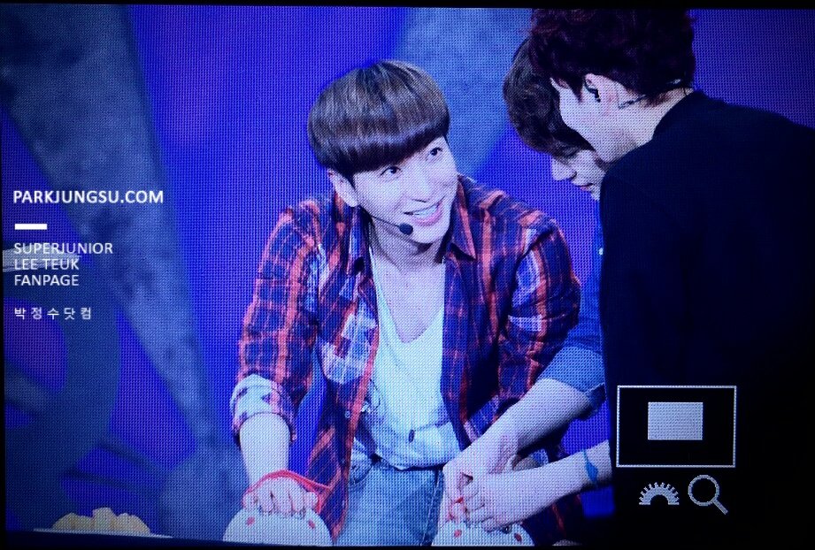 pjsdotcom's tweet image. 160305 Super camp in Shanghai._03
#이특 #leeteuk #슈퍼캠프 #상해
#pjsdotcom #박정수닷컴
@special1004