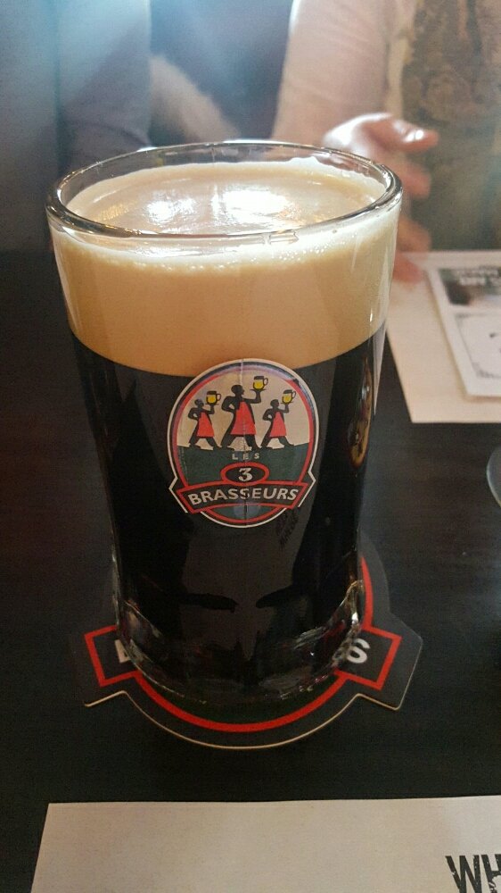 tansyko's tweet image. Yummy. #VanillaPorter from #PunchClock at #3Brasseurs in #Oakville. @3BrasseursCA @carlyconwayCHCH @EliseCopps