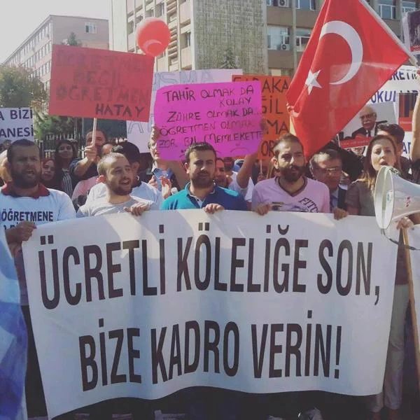 anadoluaes's tweet photo. Atanmayan Öğretmenlerimiz
Ağustosta50BinÖğretmenAtaması Bekliyor. https://t.co/i4oXCmqXjL