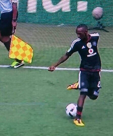 ashifashabba's tweet photo. Ahh mara #Pirates simply ROCKS!!!  #NedbankCup #SowetoDerby https://t.co/yywo2LYUem