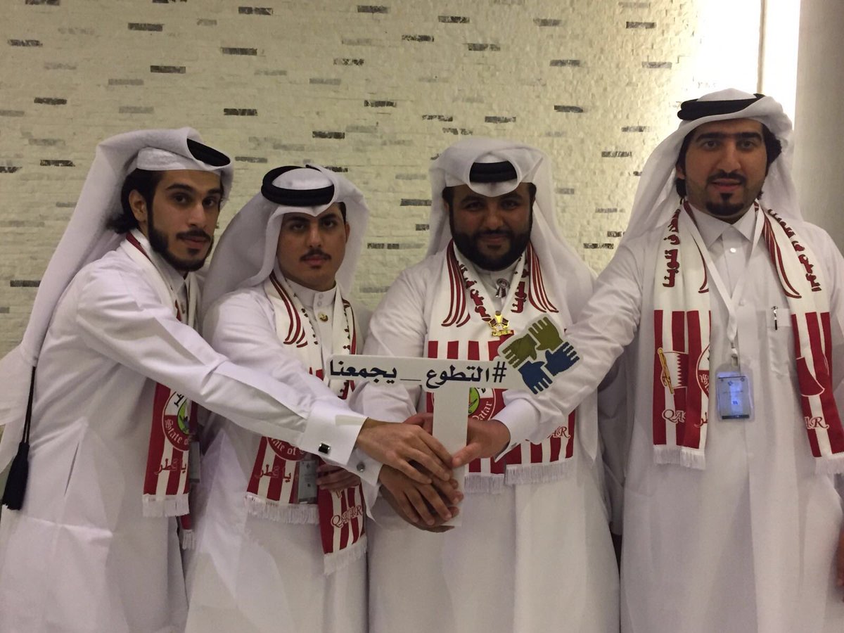 voluntaryqa's tweet photo. مشاركة أعضاء من مبادرة مد لي يدك في ملتقي الشباب العربي الاول للمجموعات التطوعية #قطر-التطوعي https://t.co/oR0ao6CFsQ