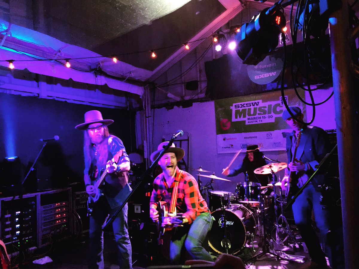 tunein's tweet photo. .@DrakeWhite is taking us home! Join us https://t.co/4C0I3GMZrt #SXSW #SXSW2016 #TuneInSXSW https://t.co/GTIo98kF38