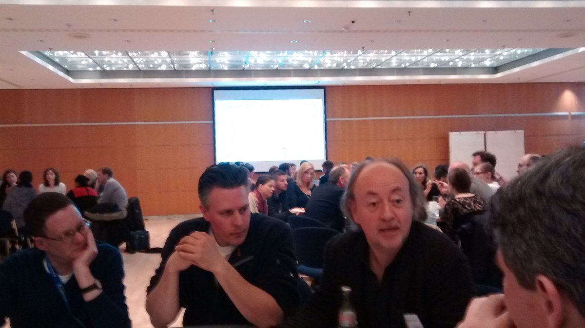 JonasMLight's tweet photo. Endlich WLAN :-) danke nochmal für die tollen Gespräche gestern & das Bier danach #lar16 https://t.co/2I1qRxk4BC