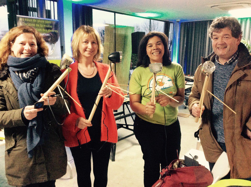 EvyPuelinckx's tweet image. The joy of creating @resource_4 #upcyclingworkshops #circulareconomy #demakers