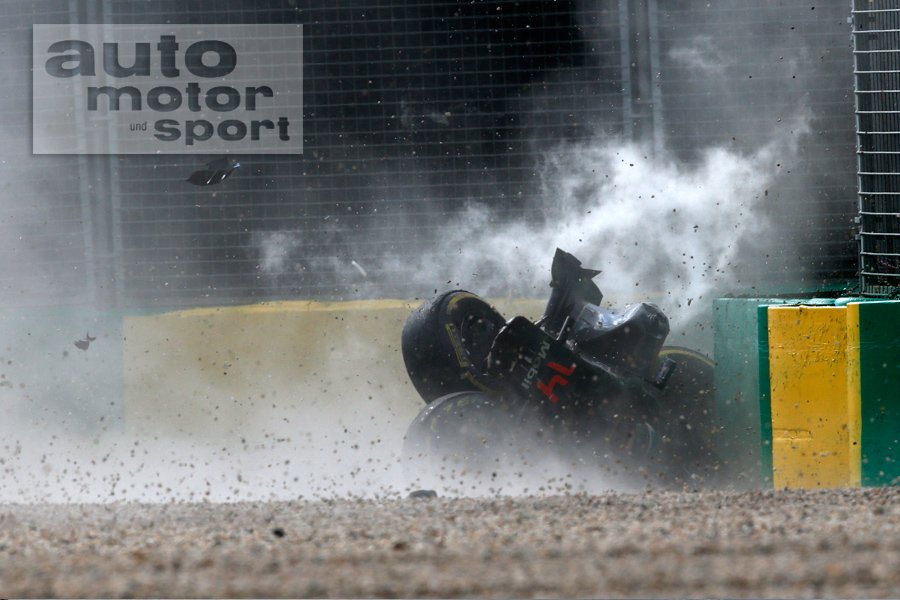 tgruener's tweet photo. #F1 Check out some pics of the horrifying Alonso crash. 

AMuS gallery: https://t.co/XJnhKMKu5Z https://t.co/oPEe9dwmgX