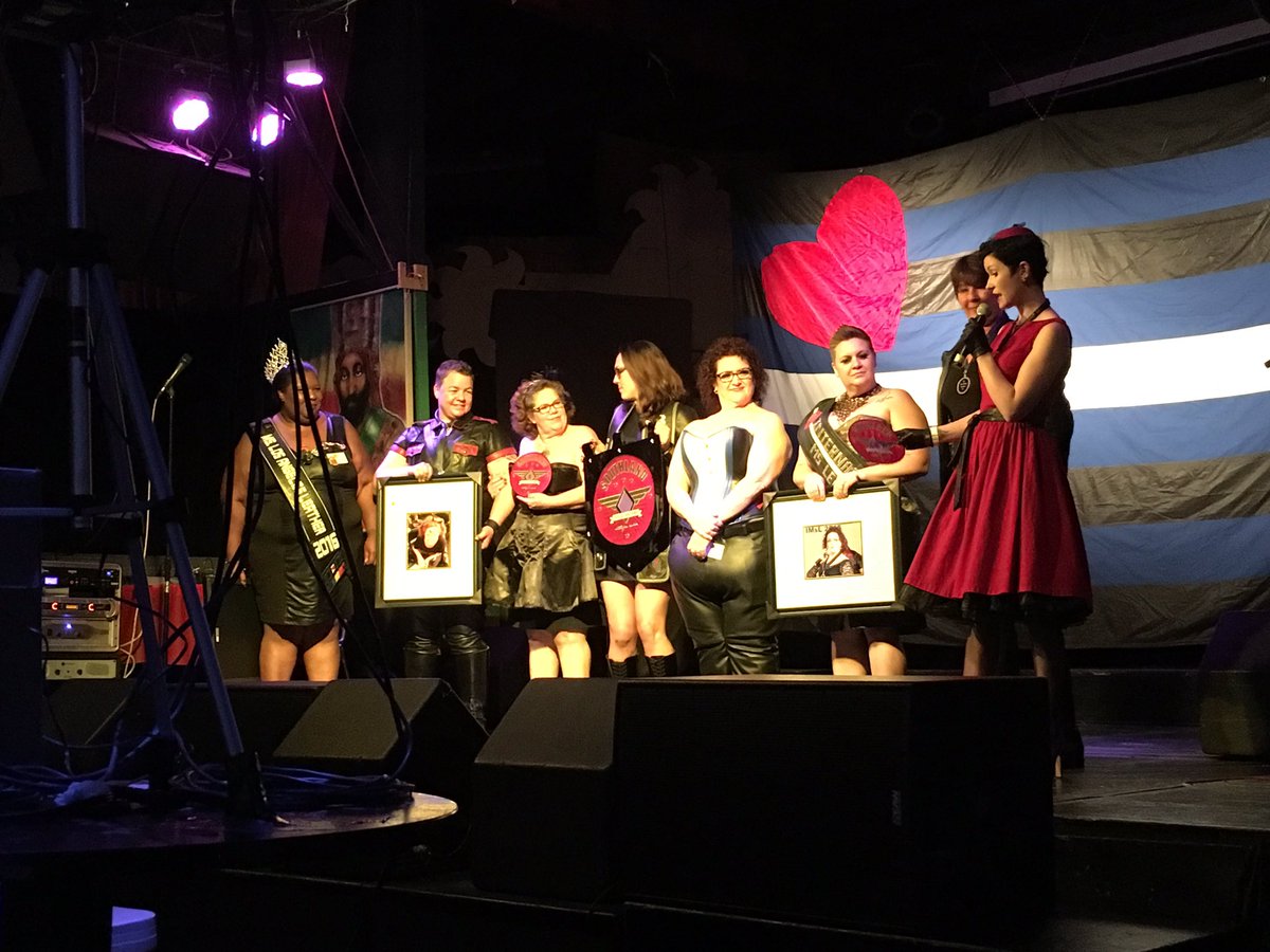 SanDiegoGoL's tweet photo. Southland Title Sisters #SDLP2016 https://t.co/fAuxlPJnuj