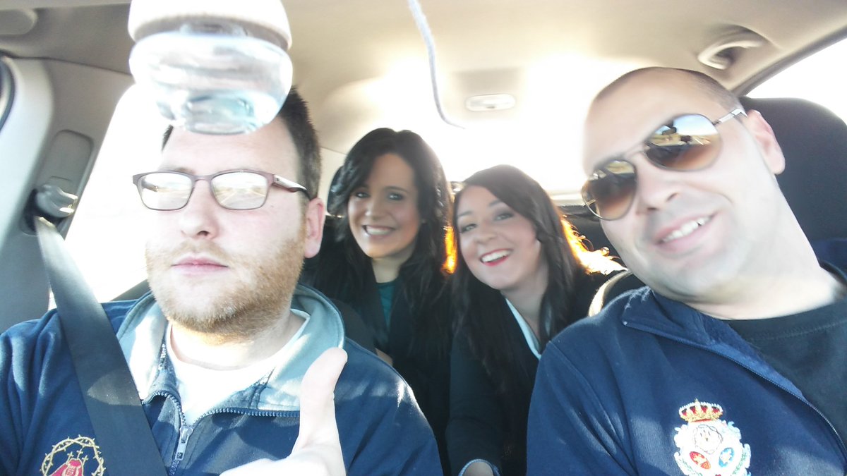 FtJessica's tweet photo. Camino a Andujar con @CgJony @lauryta_1555 @dvdro86 https://t.co/z1RG0QK1qI