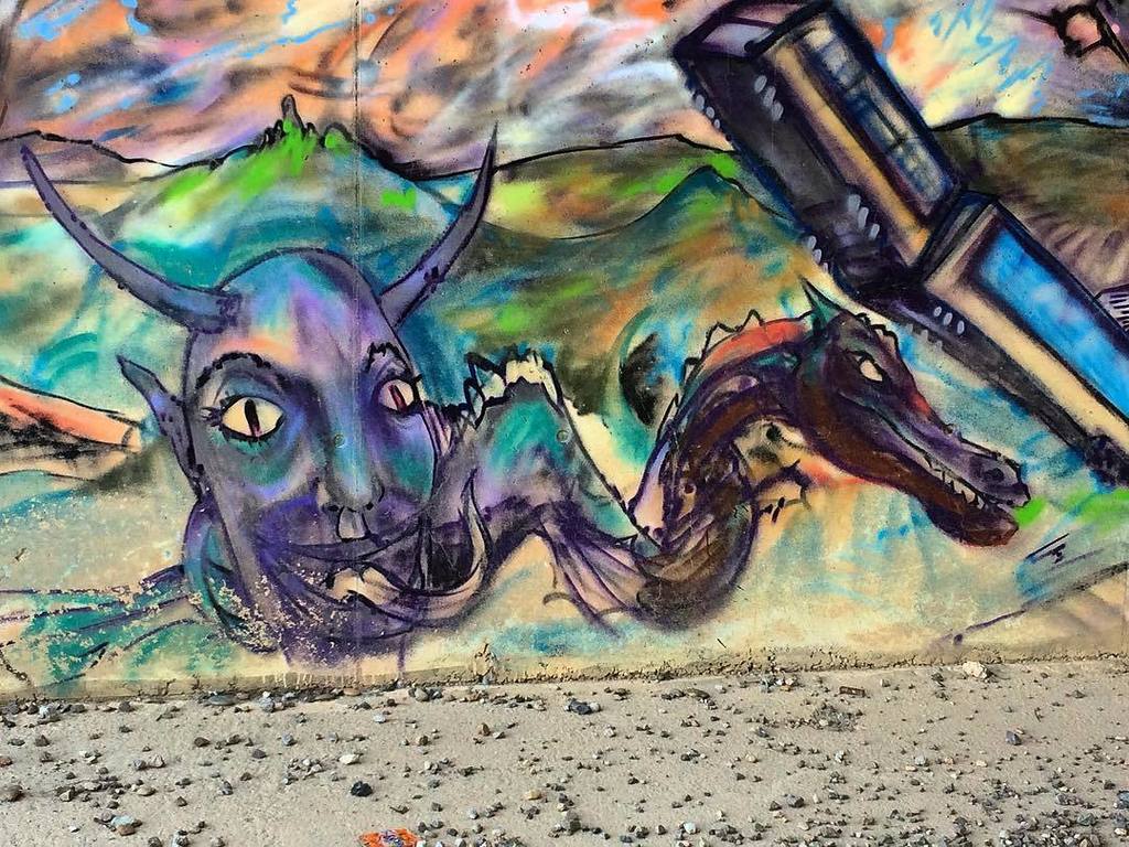BrujaMaracc's tweet photo. Paseando por #zaragoza #streetart #graffiti #graffitiart #graffitiigers #color #graff #urbanart #sprayart #sprayda… https://t.co/PIWAZq1oPZ