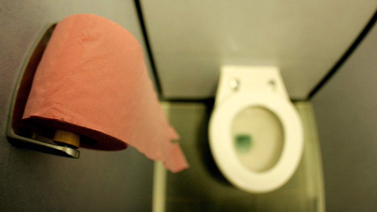 SkyNews's tweet photo. Six hundred public toilets are believed to have shut in the last 18 months alone https://t.co/eOJTRo2aQg https://t.co/wuNuhdNhfF