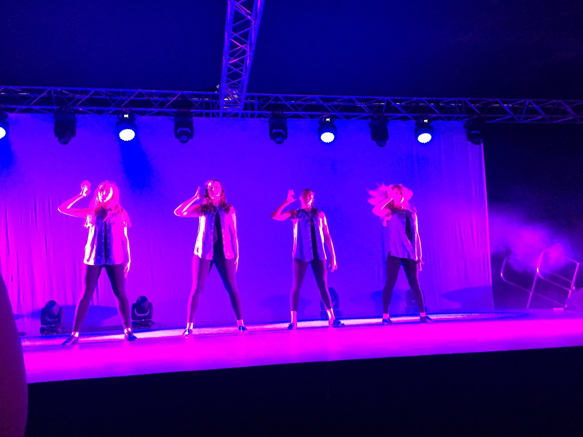 Brilliant performance from APA in the studio theatre <a href="/MOVEITSHOW/">MOVE IT</a> such a great opportunity for young talent ❤️