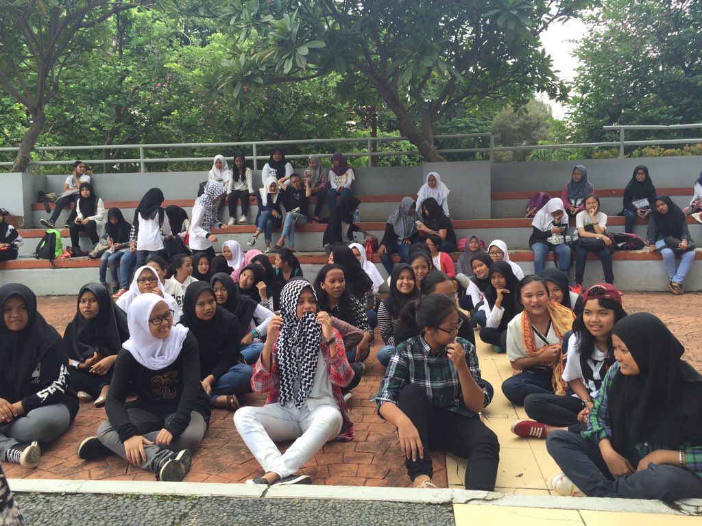 AloversBogorr_'s tweet photo. Lagi main games nih #GAGjabodetabek https://t.co/gc3BeNULgO