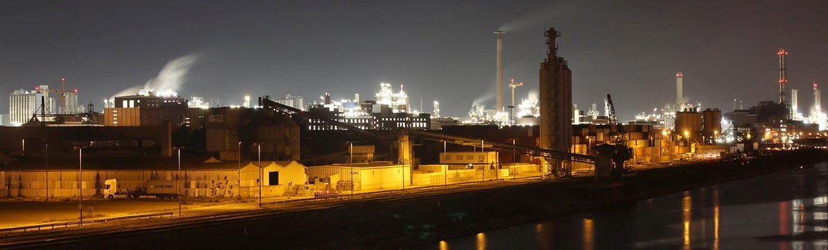 vhsHeidelberg's tweet photo. nacht - Architektur- und Porträtfotografien
Die Ausstellung wird am 19.03.2016 um 11:00 Uhr eröffnet. https://t.co/6nwdNaIzCd