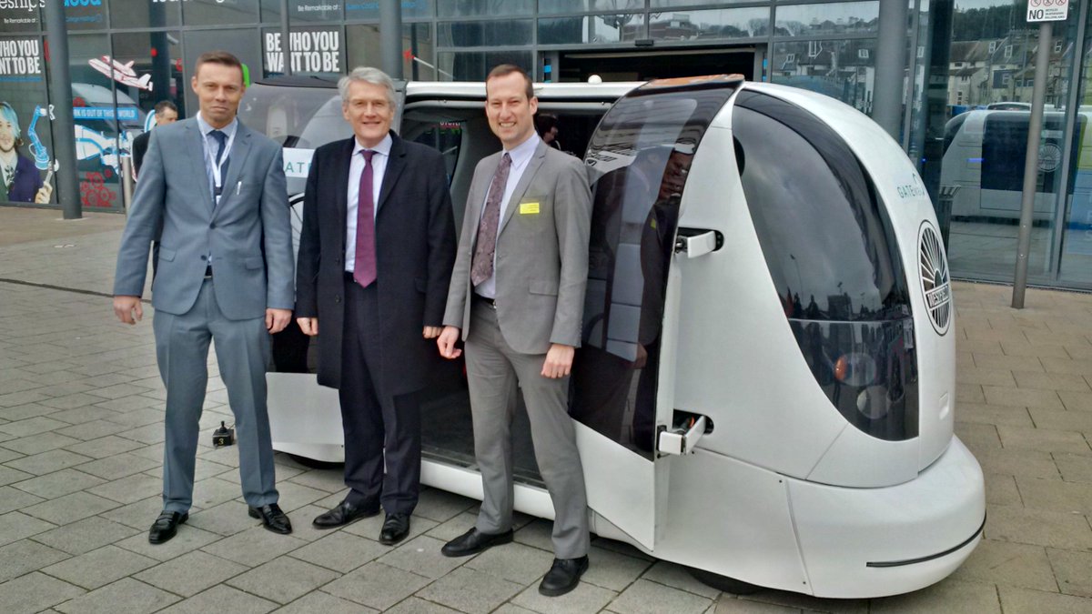 transportgovuk's tweet photo. .@AJonesMP sees futuristic @GATEway_TRL driverless shuttle vehicle make its public debut at #RailRoadSummit Hastings https://t.co/Dh3cySDQKg