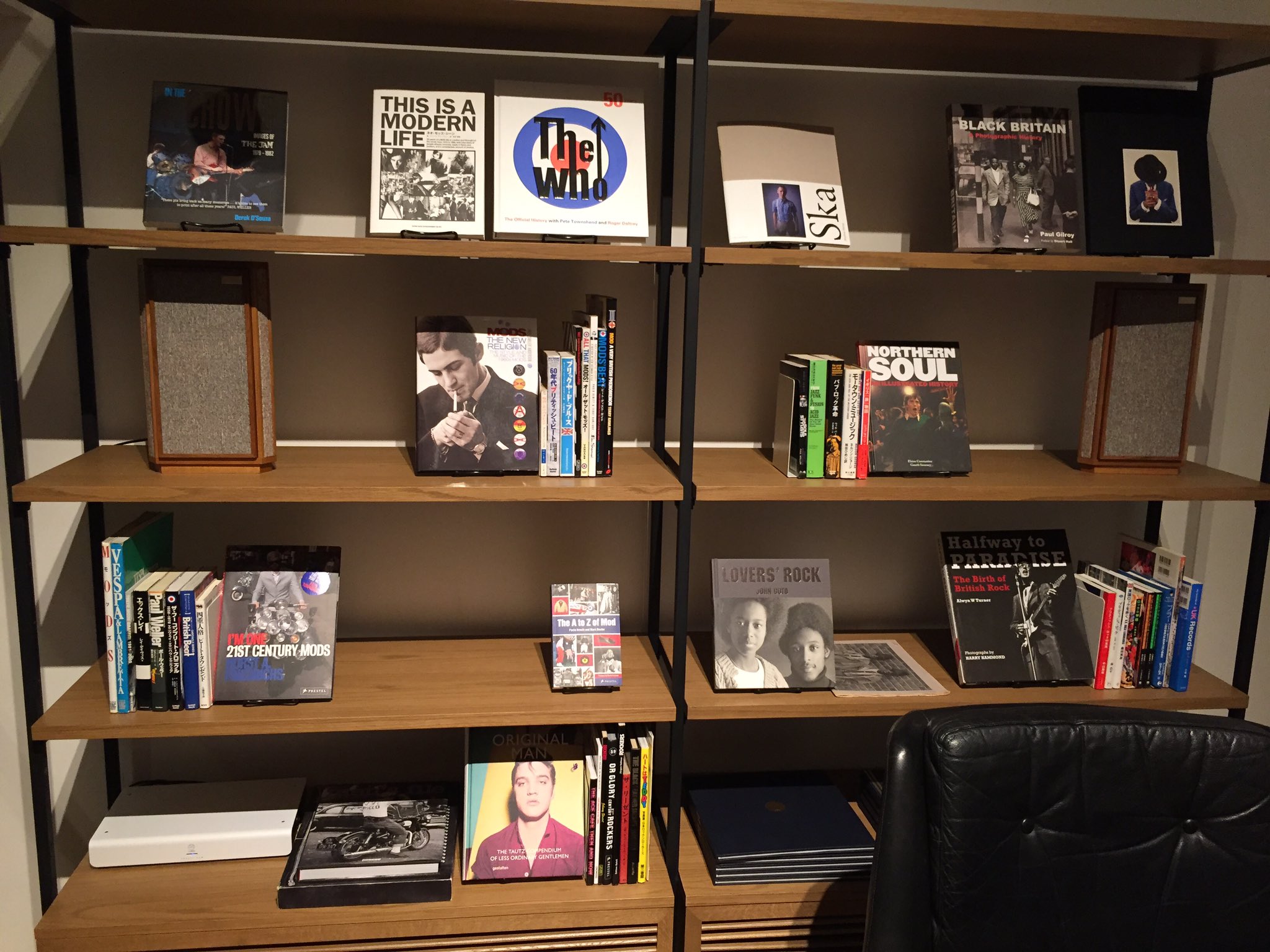 田島貴男 Original Love すんごく久しぶりにロンドンパンクな気分になってるよ 僕にとってのパンクは ニューヨークパンクとロンドンパンクまでで そのあと1990年代以降のメロコアとか アメリカ西海岸のパンクは分からないんだよな T Co