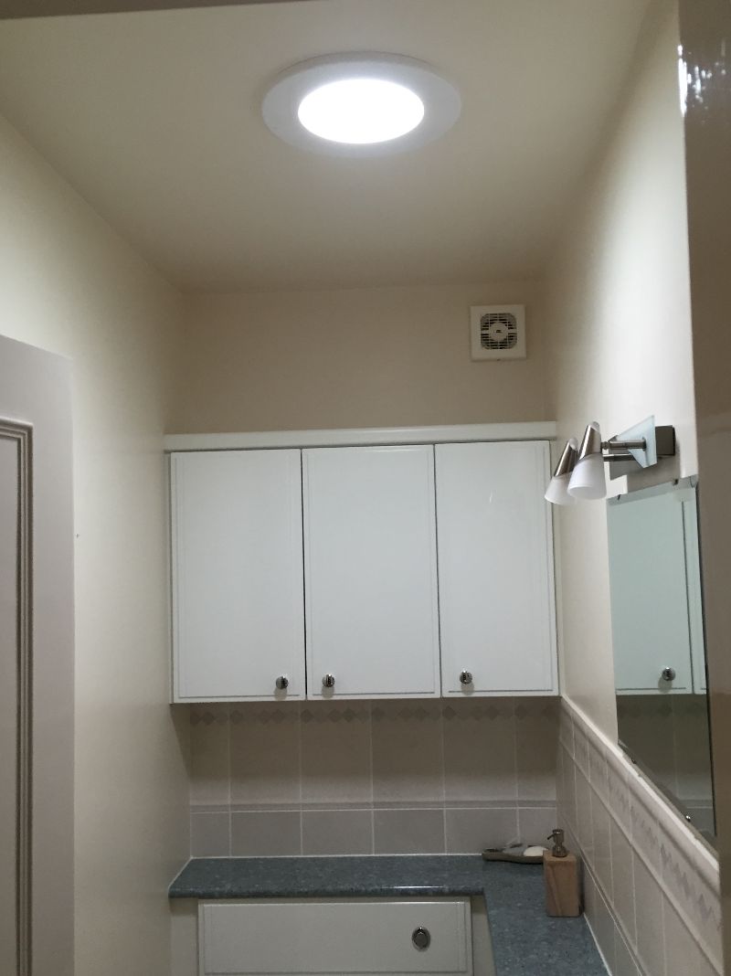 Trade_Access's tweet photo. Some photos of an installation of our new Sun Tunnels more to follow.
https://t.co/JQ7UQW8BzV https://t.co/INAGQNJf9A