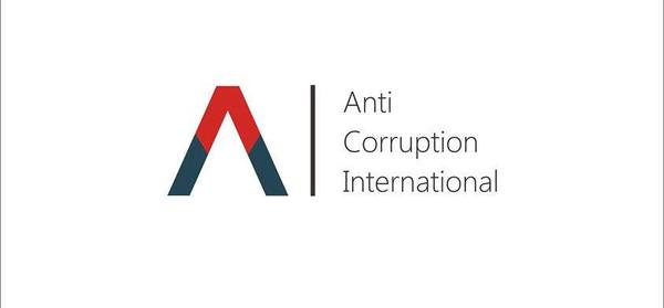 ESThinktank's tweet photo. The Inefficiency of Corruption by @AntiCorruptIntl in Pitching Europe with @CampusEurope https://t.co/MFVAeZevL0 https://t.co/iQNog7NZRw