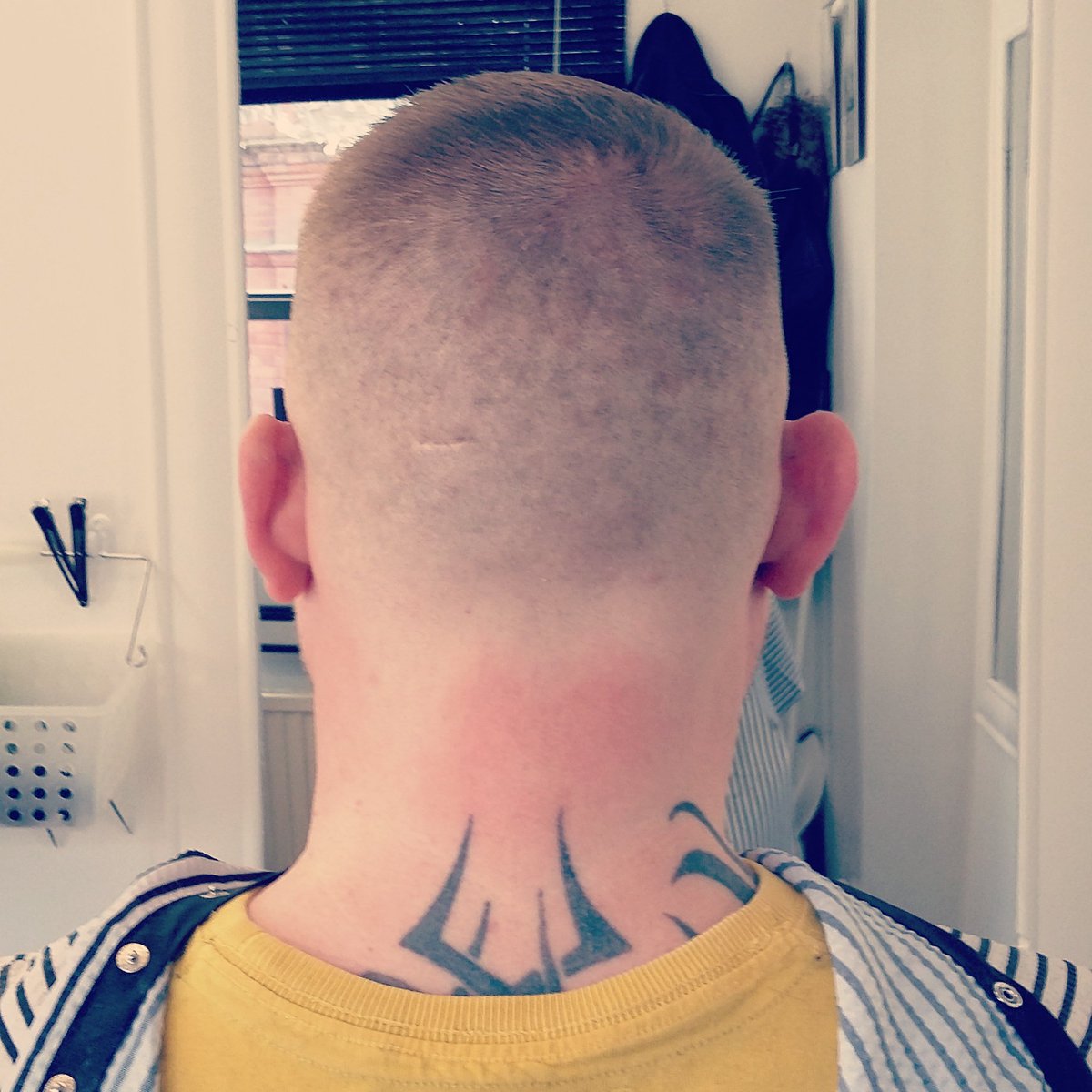 hairexeter's tweet photo. A clean kneck makes all the difference #exeterimage #exeterbarbers #getahaircutexeter #loveourcustomers https://t.co/VusunWBRLv