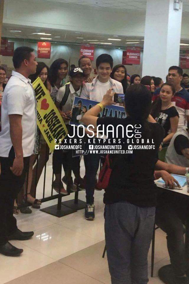 joshaneOFC's tweet photo. Metro Ayala peeps for a Meet and Greet with @iamjoshuagarcia https://t.co/GXioXaTgZ1