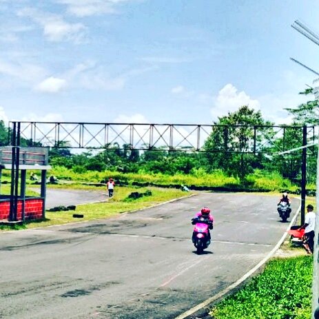Trackday 17 maret 2016 feat <a href="/Cornering_Indo/">Cornering Indonesia</a> at Sirkut bukit peusar Tasikmalaya 💨
#cornering #corneringindonesia
