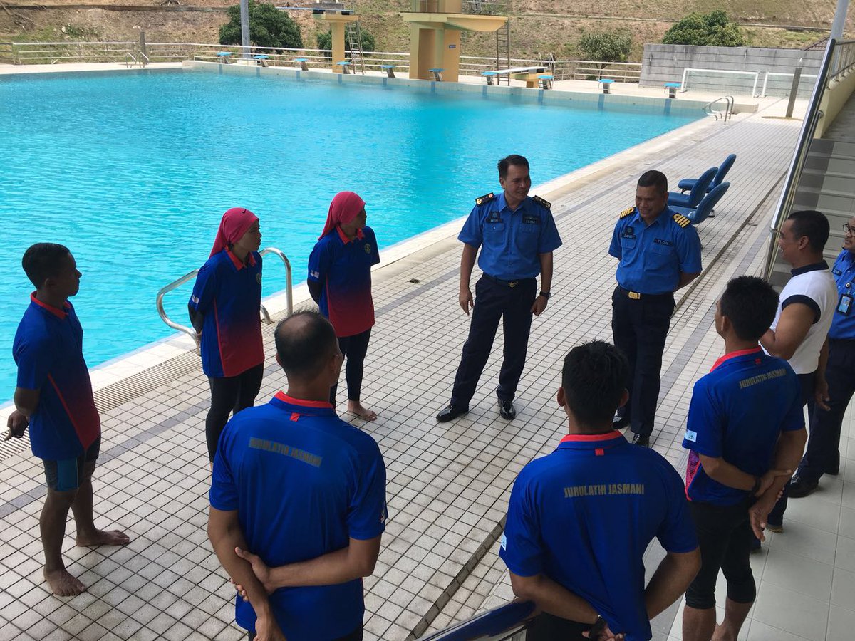 Cuaca panas melampau. TLDM memantau aktiviti luar dan warga dinasihat untuk banyak meminum air demi kesihatan diri.