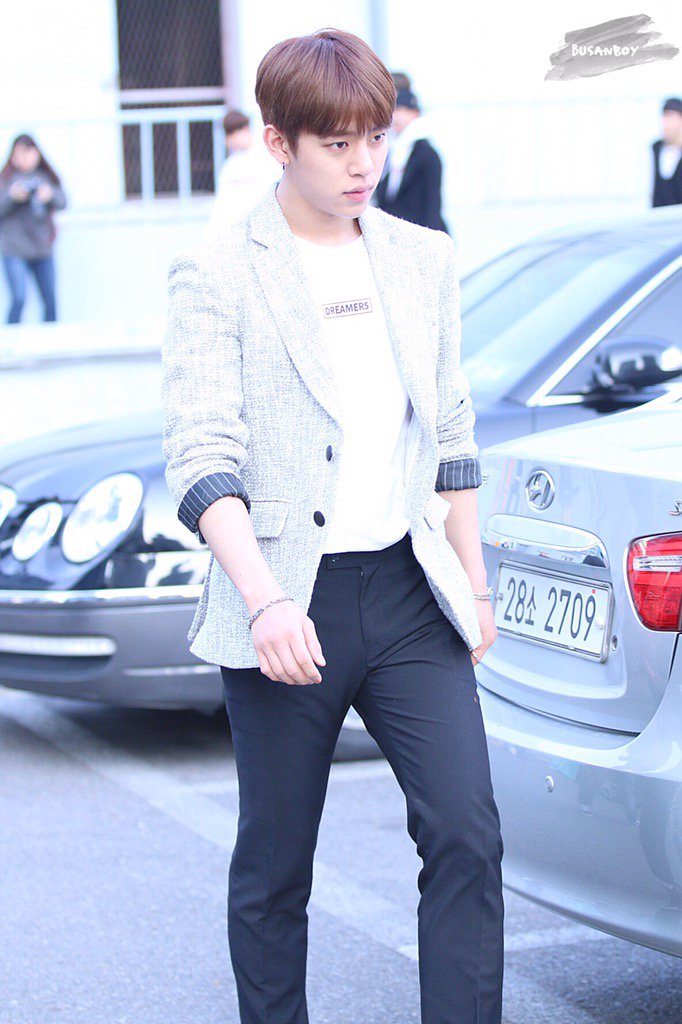 B.A.P) BAP 대현의 최근 직찍의 온도차이 | 인스티즈