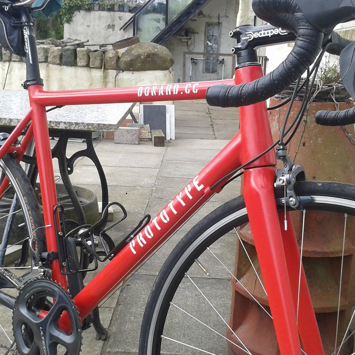 Donardcc's tweet image. Road testing is finally complete. Time to start building in carbon again #framebuilding #customcarbon #madeinni