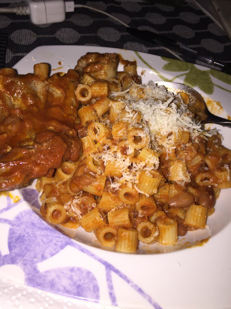 Elia_Santoro's tweet photo. Settled down to watch #aleague #MCYvBRI eating my Pasta & Fagioli with SpareRibs & Veal Ossobucco #wogstyle #winwin https://t.co/71ZpNPpwcL