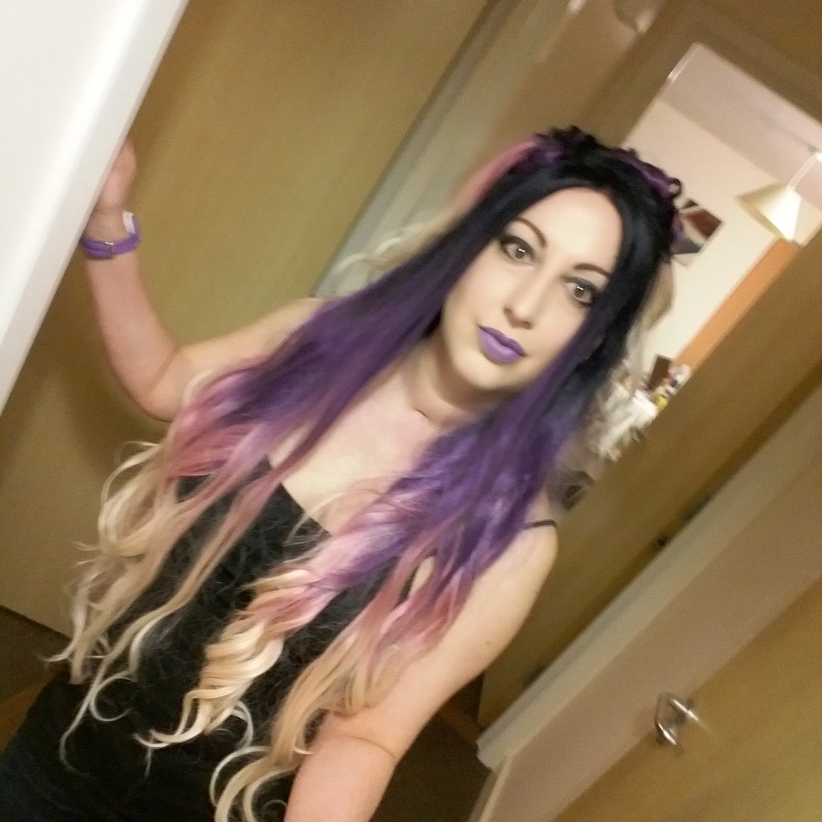 LamourLeMonde's tweet photo. Feeling grateful almost 10 years post #doublelungs #transplant last night out #wigs #altgirl #burlesque #pinup https://t.co/jluAMLlMHc