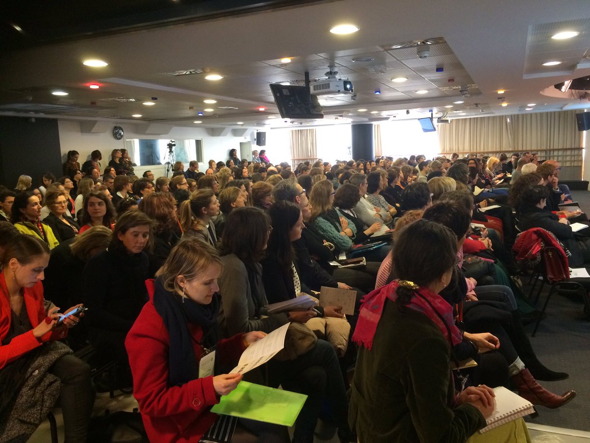 BSensory's tweet photo. RT @FemmesBretagne: Succès de l'intervention de @Christel_LC de @BSensory ! Mille bravos ✨ https://t.co/AEOy8UJVTb