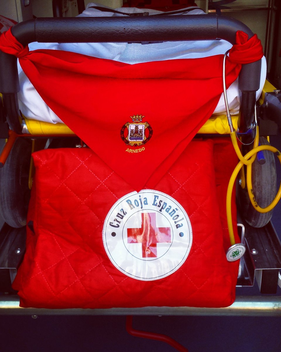 Y un año mas...Vamos a por ellas a pie de Ambulancia rodeado de buena gente. <a href="/CruzRojaRioja/">Cruz Roja en La Rioja</a> <a href="/CruzRoja_Arnedo/">Cruz Roja en Arnedo</a>