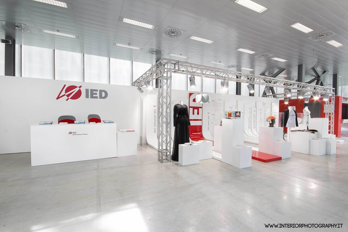 interior_ph's tweet photo. #SaloneDelMobile 2015 IED #students #awards. Cosa ci aspetta quest’anno? @IEDTorino #Philips design? #IEDopenday https://t.co/spWzRcdHVs