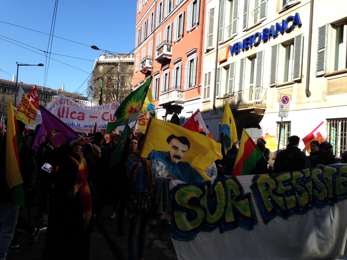 Cut_Milano's tweet photo. Parte il corteo dei sindacati di base, contro guerre e spese militari! In testa lo spezzone verso il #newroz https://t.co/y7IexEx3ib