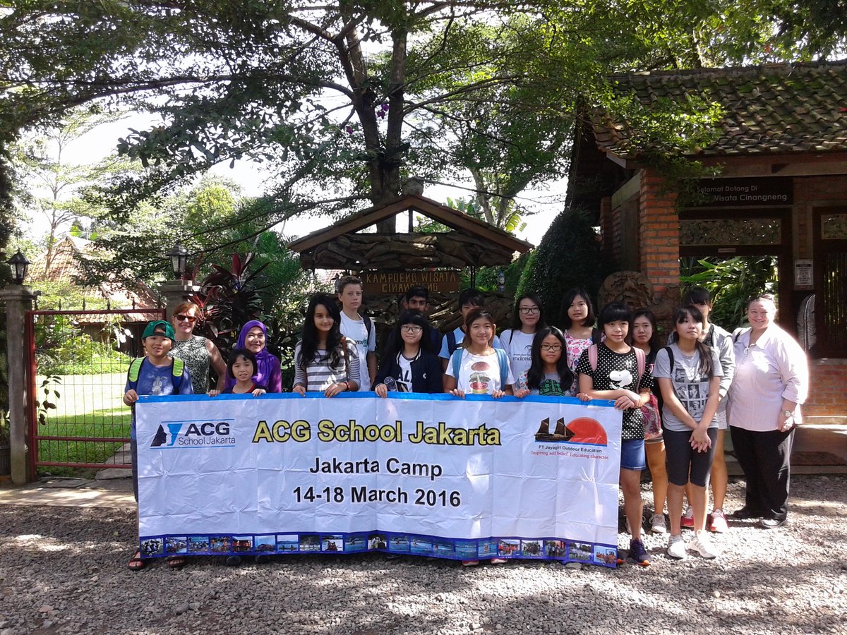 cinangneng's tweet photo. Serunya menikmati dan melestarikan tentang kesenian dan kebudayaan jawa barat #cinangneng https://t.co/hyjk3woIUg