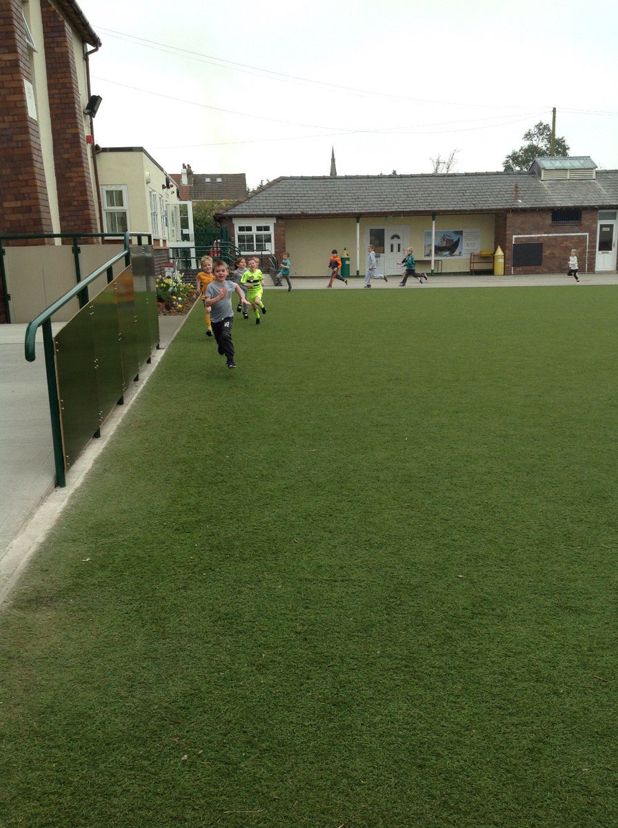 ChristchurchMor's tweet photo. Year One doing their bit for #SportRelief. #runamilewithasmile https://t.co/zyXT4c8L0q