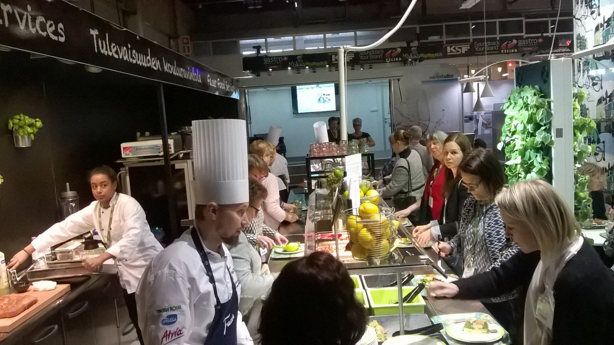 BettinaLindfors's tweet photo. Future sustainable school lunch @GastroHelsinki thanks to @FazerSuomi @mmm_fi @MotivaOy @nordensk @NyNordiskMat https://t.co/0nqeOsmqWP