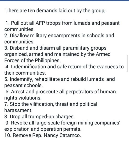 BesanaLeazyl's tweet photo. Kailan kaya pgbgyan ng gobyerno ang panawagan ng mga lumad na ngbarikada ngayon.@aldubforlumad #StopLumadKillings https://t.co/cI3DTJbl52