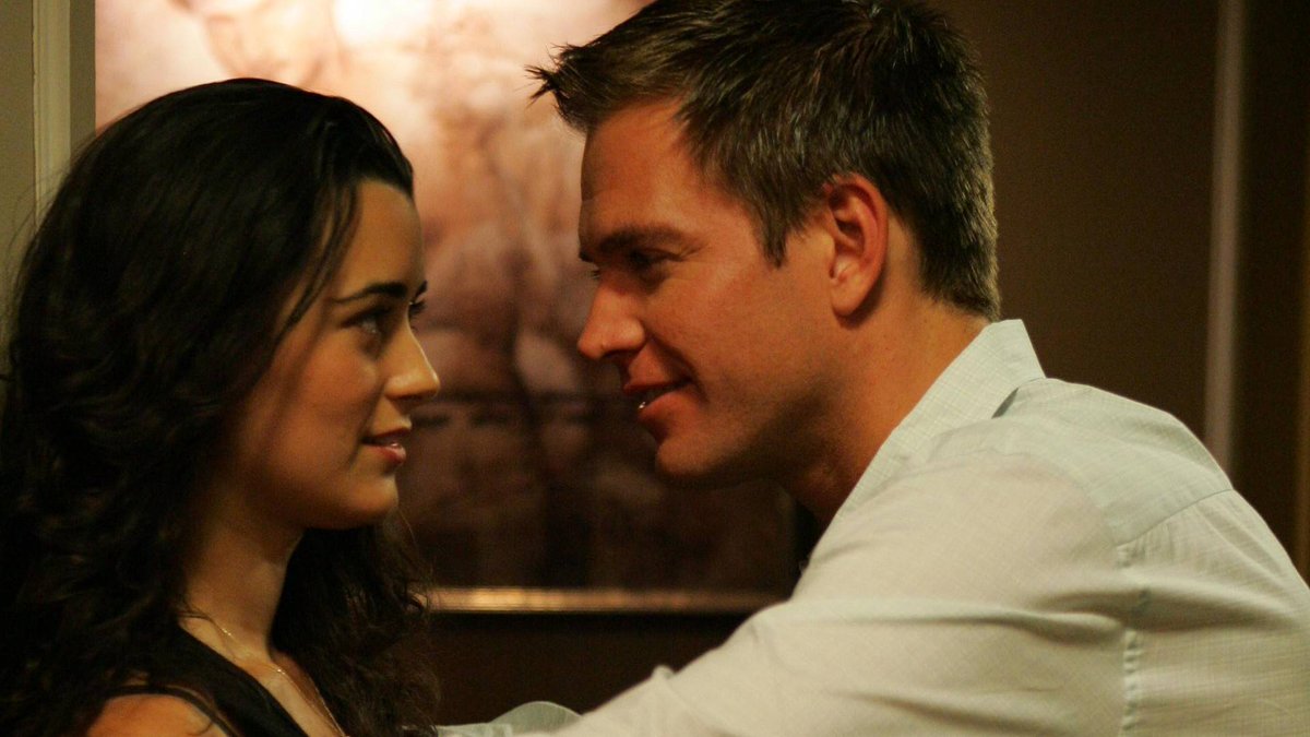 TillmannJean's tweet photo. #TBT @NCIS_CBS do your work and what fans ask for, give Michael Weatherly the deserved end with Cote de Pablo https://t.co/QFVc2in3RT